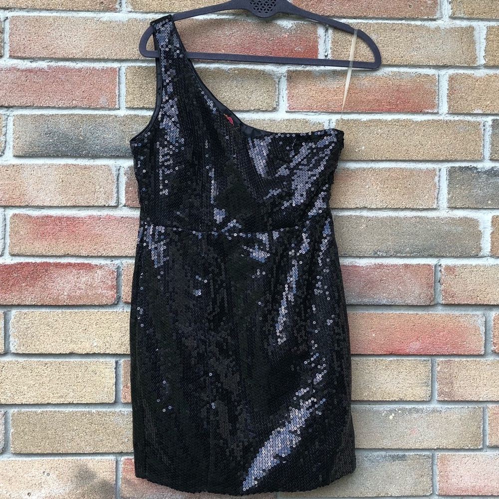 New!! Black Sequins Dress!